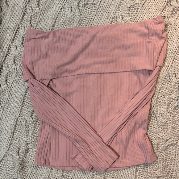 Off-Shoulder Pink Long Sleeve Top - Picture 2 of 4